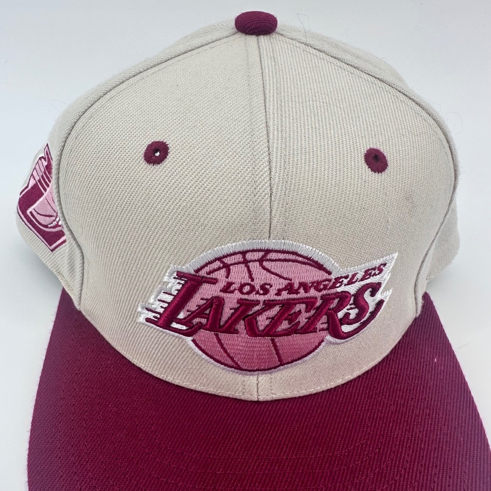 Mitchell & Ness Los Angeles Lakers Hat Mens OSFM Maroon Cream Snapback Cap‎ - Picture 2 of 9